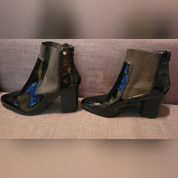 Boots - Picture 3 of 8